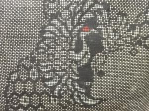 アンティーク　雪輪に鶴・古典柄模様本場泥大島紬着物（5マルキ）